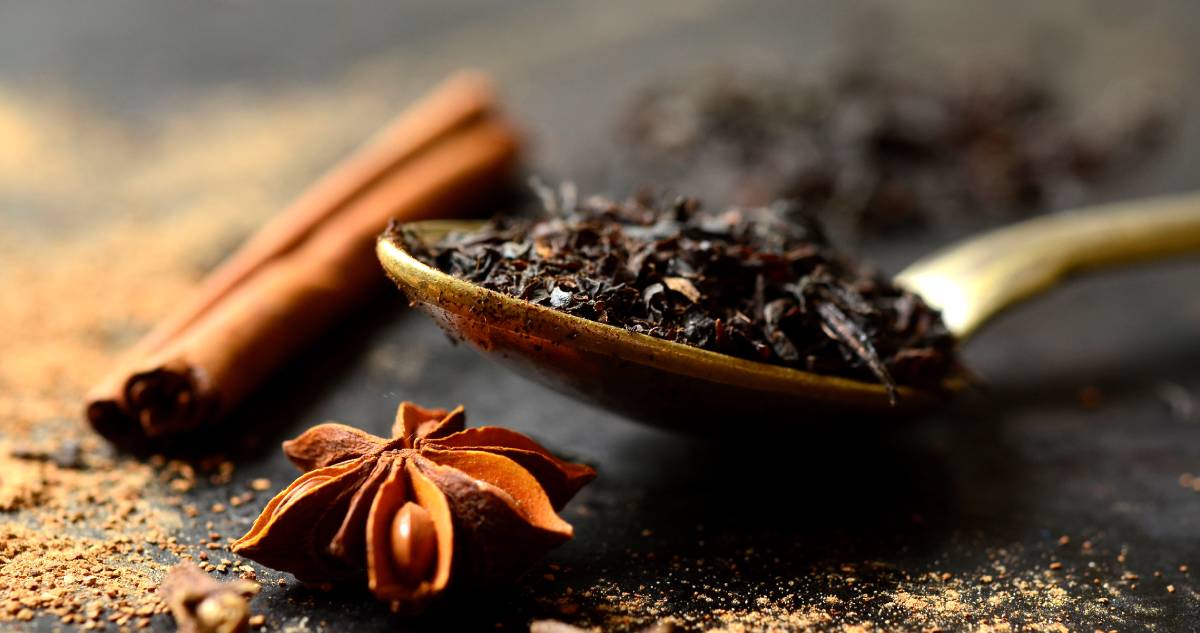 Beneficios del té negro con canela