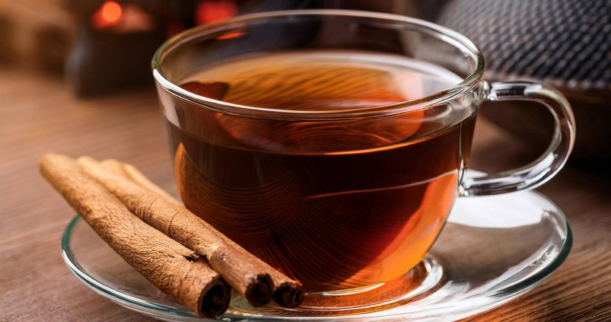 8 beneficios del té negro con canela que pueden acompañarte cada día